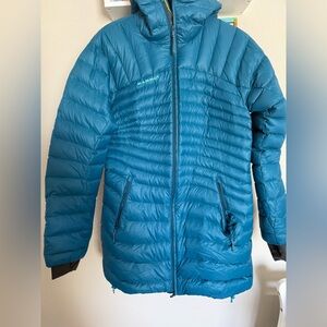 Mammut pilgrim parka dark pacific 750 Insulated Jacket